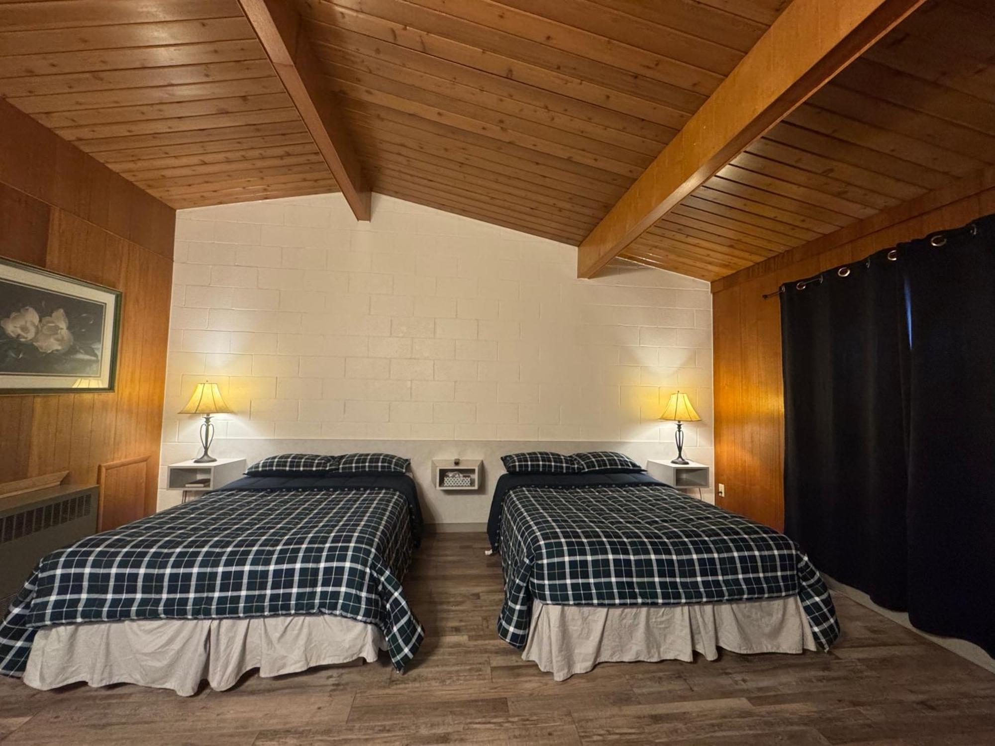 Ace Crown Motel Medicine Hat